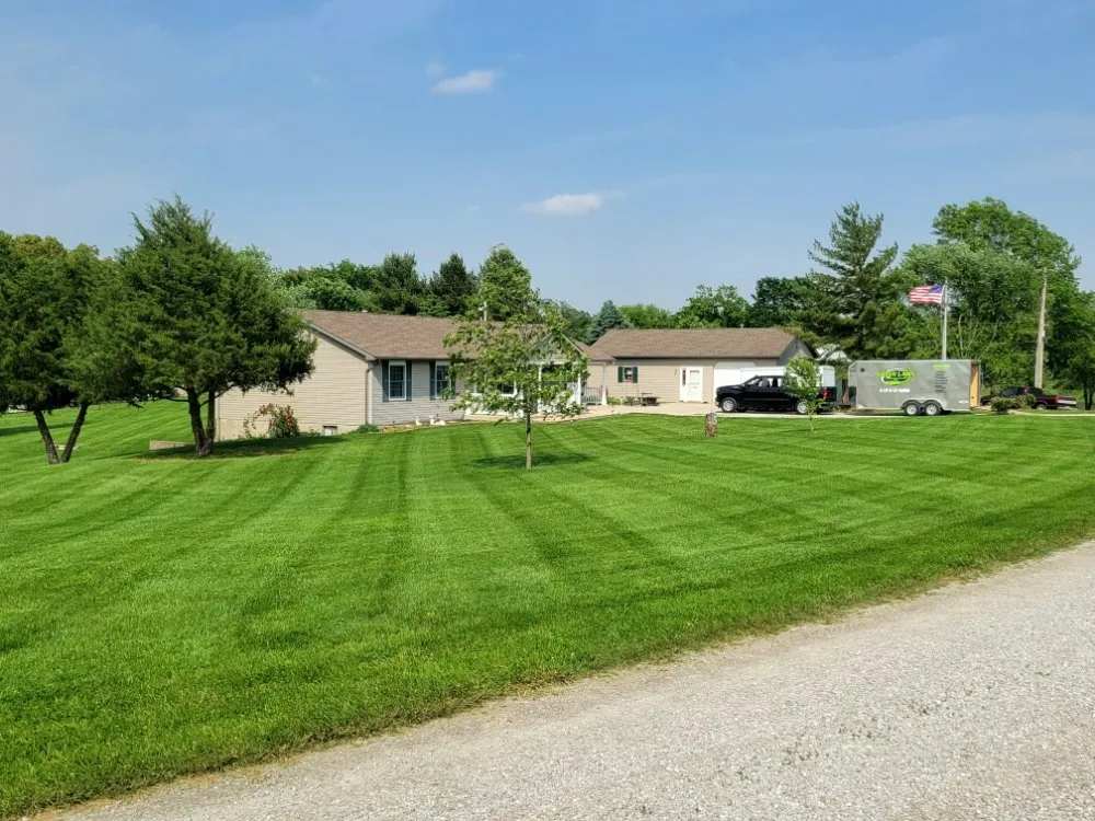 Top-rated landscape installation in Waterloo, IL by Green Lawn Management