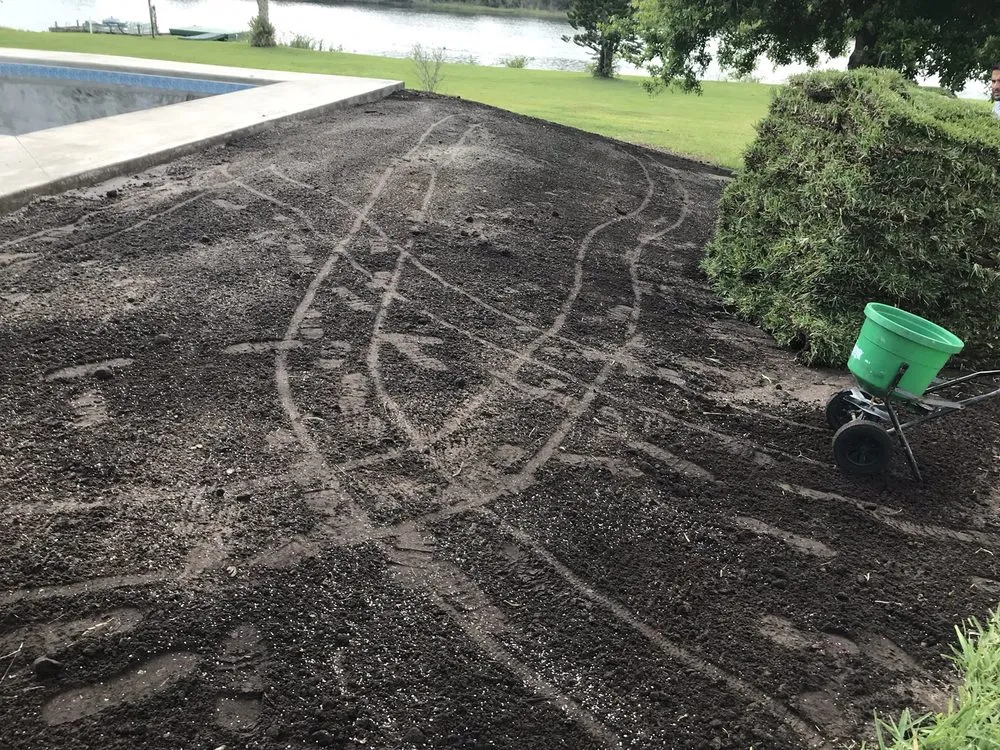 Professional yard maintenance in Okeechobee, FL by Green Lawn Service & Sod Installation