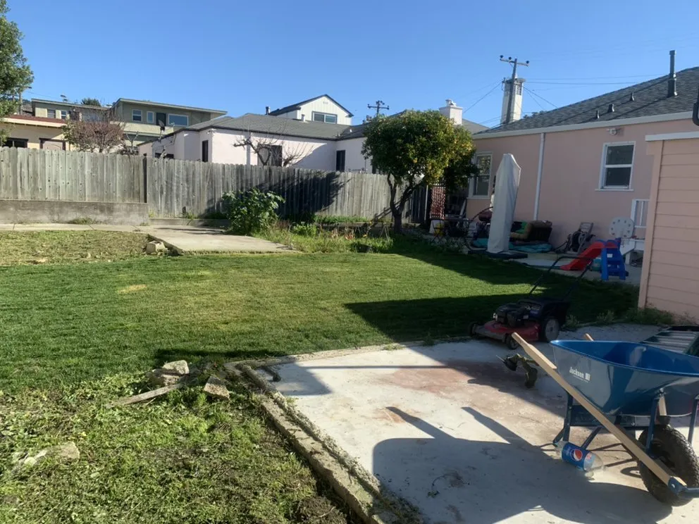 Professional yard maintenance near you in San Pablo, CA by Green Lawn Services