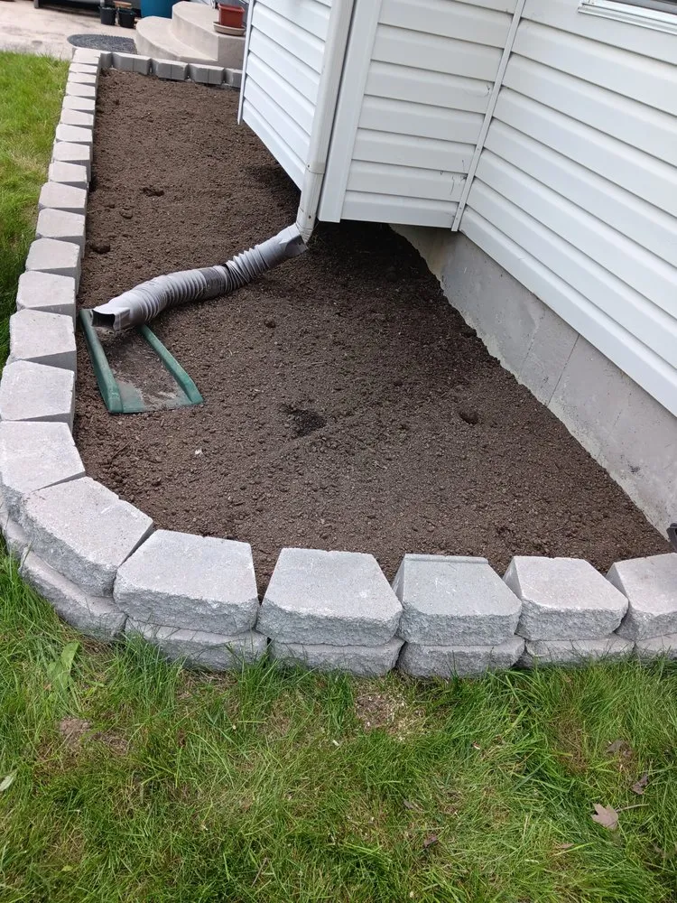 Reliable residential landscaping experts serving Indianapolis, IN - Green Lawn Solutions