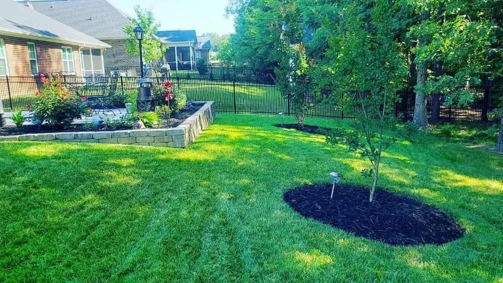 Custom landscape installation experts serving Lake Park, NC - Green Lawns Landscaping
