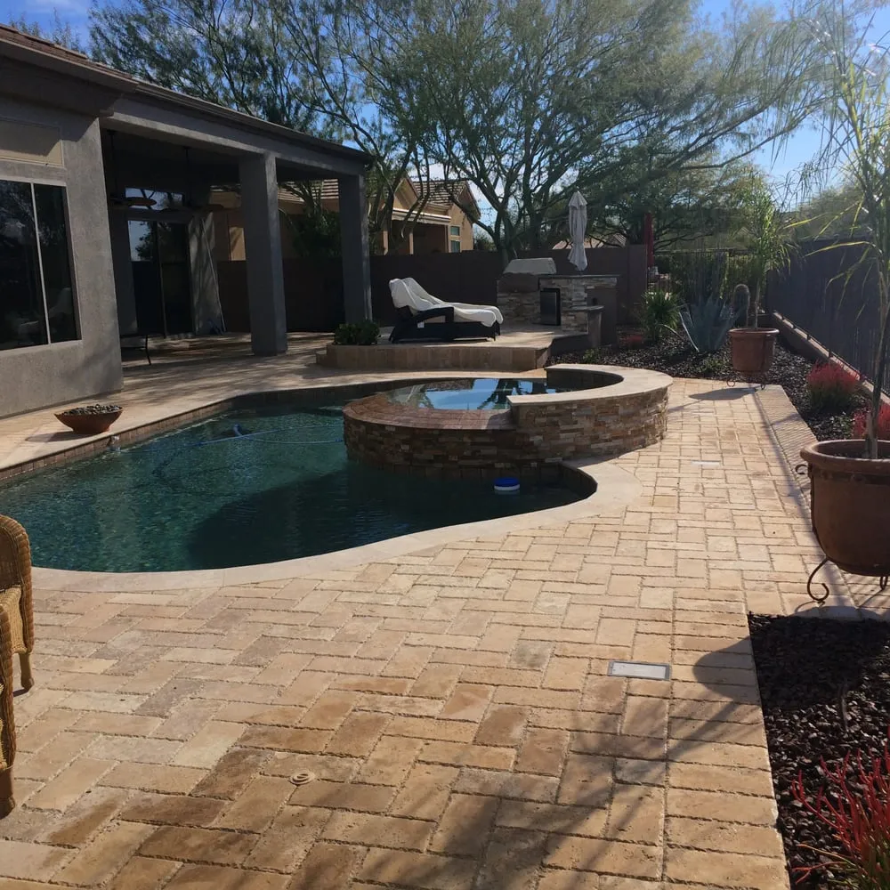 Trusted residential landscaping in Phoenix, AZ - Green Leaf Landscape
