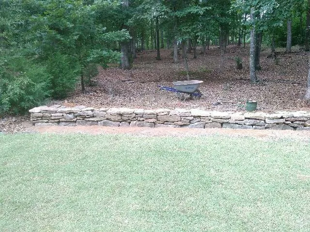 Top-rated garden landscaping experts serving Inman, SC - Green Leaf Landscapes