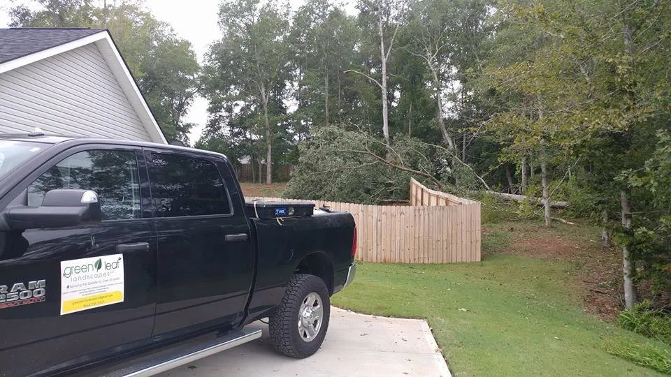 Professional lawn mowing service experts serving Inman, SC - Green Leaf Landscapes