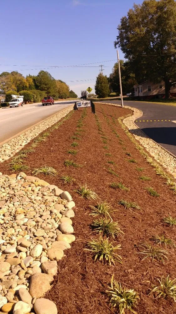 Top-rated landscaping services in Inman, SC - Green Leaf Landscapes