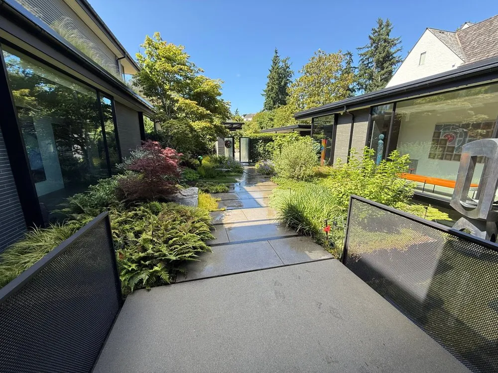 Custom yard cleanup service in Shoreline, WA - Green Leaf Landscaping & Construction