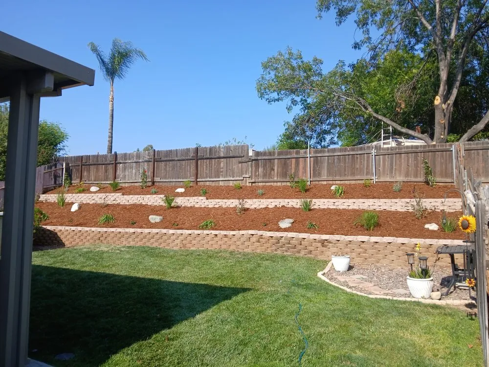 Affordable landscape design experts serving Pomona, CA - Green Leaf Landscaping and Maintenance