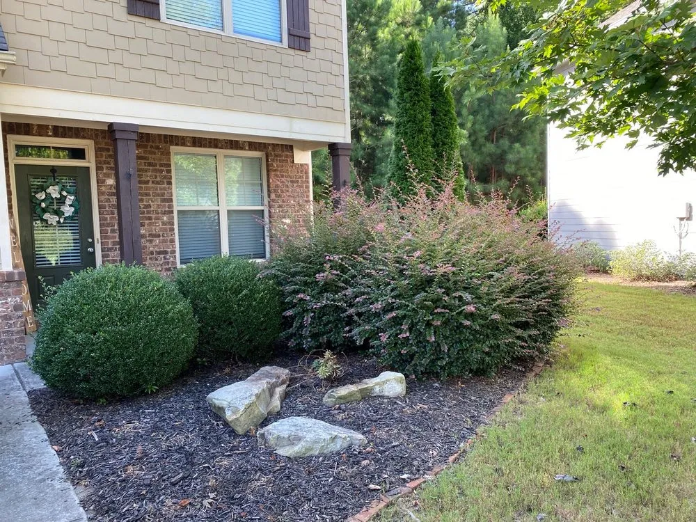 Top-rated yard maintenance for outdoor upgrades across Marietta, GA - Green Leaf Landscaping