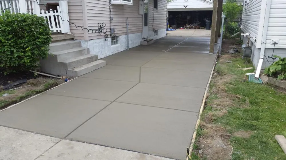 Expert outdoor landscaping for year-round maintenance in San Francisco, CA by Green Leaf Landscaping