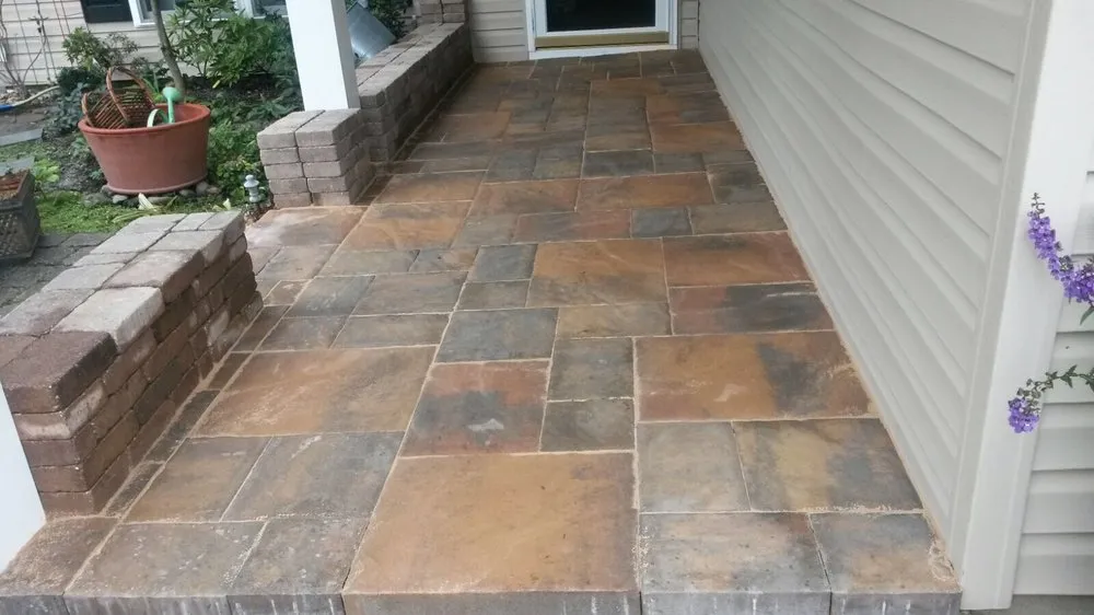 Affordable residential landscaping in Lawrence Township, NJ by Green Leaf Landscaping Service & Snowplowing