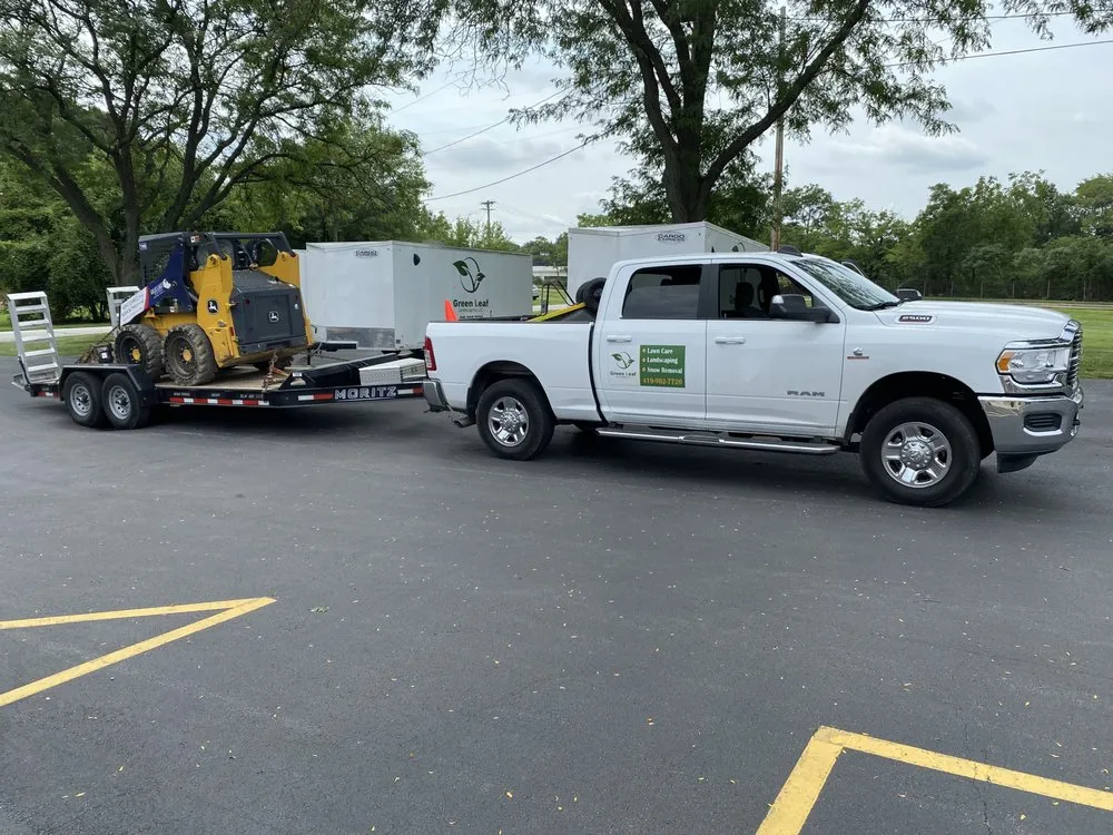 Top-rated yard maintenance experts serving Toledo, OH - Green Leaf Landscaping