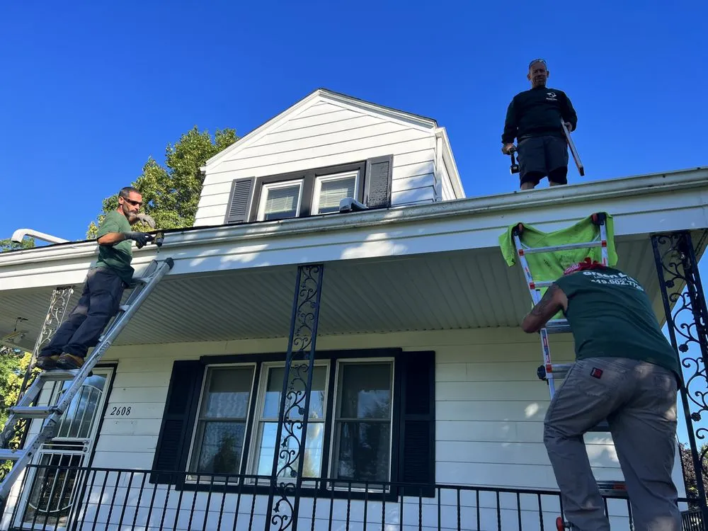 Custom yard maintenance in Toledo, OH by Green Leaf Landscaping
