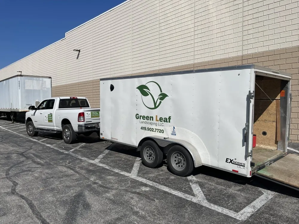 Trusted lawn mowing service in Toledo, OH - Green Leaf Landscaping