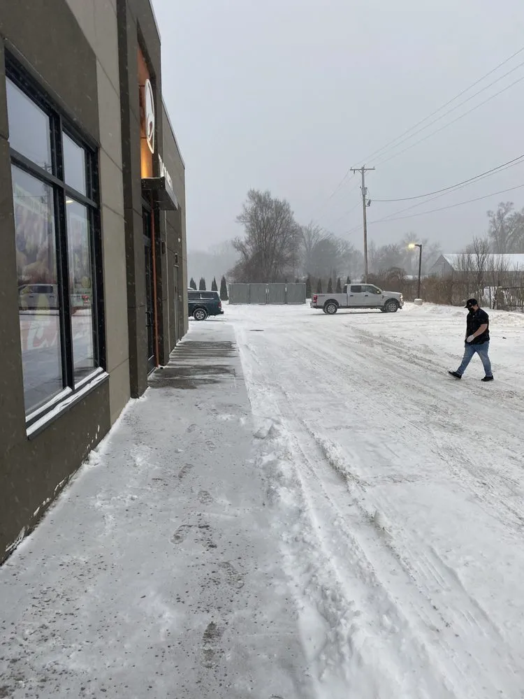 Local outdoor landscaping near you across Toledo, OH - Green Leaf Landscaping