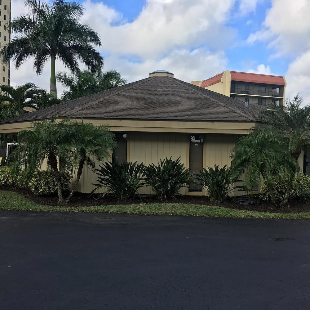 Local yard maintenance for residential properties across Fort Myers, FL - Green Leaf Lawn Services