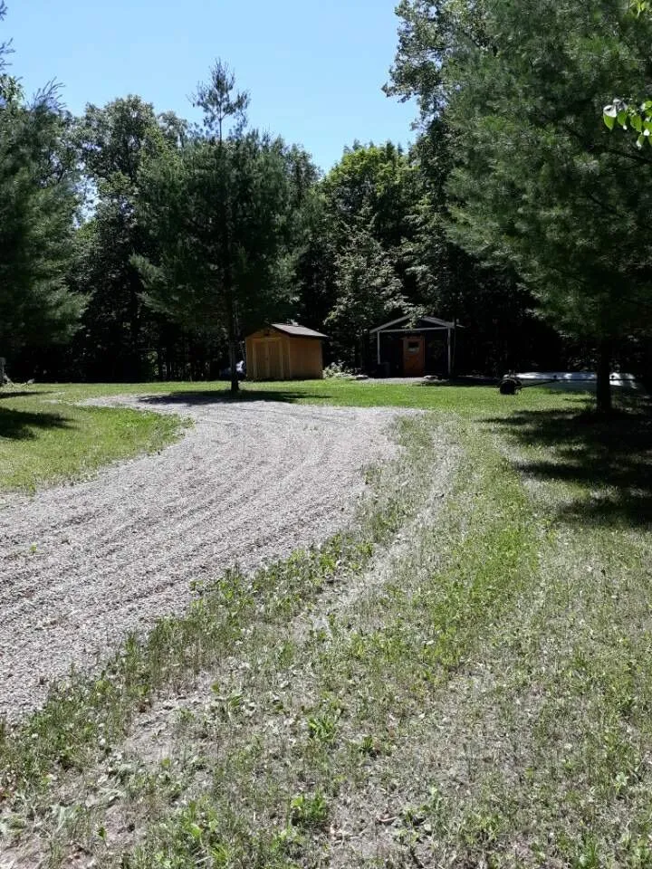Expert yard maintenance experts serving Pine River, MN - Green Leaf Lawncare