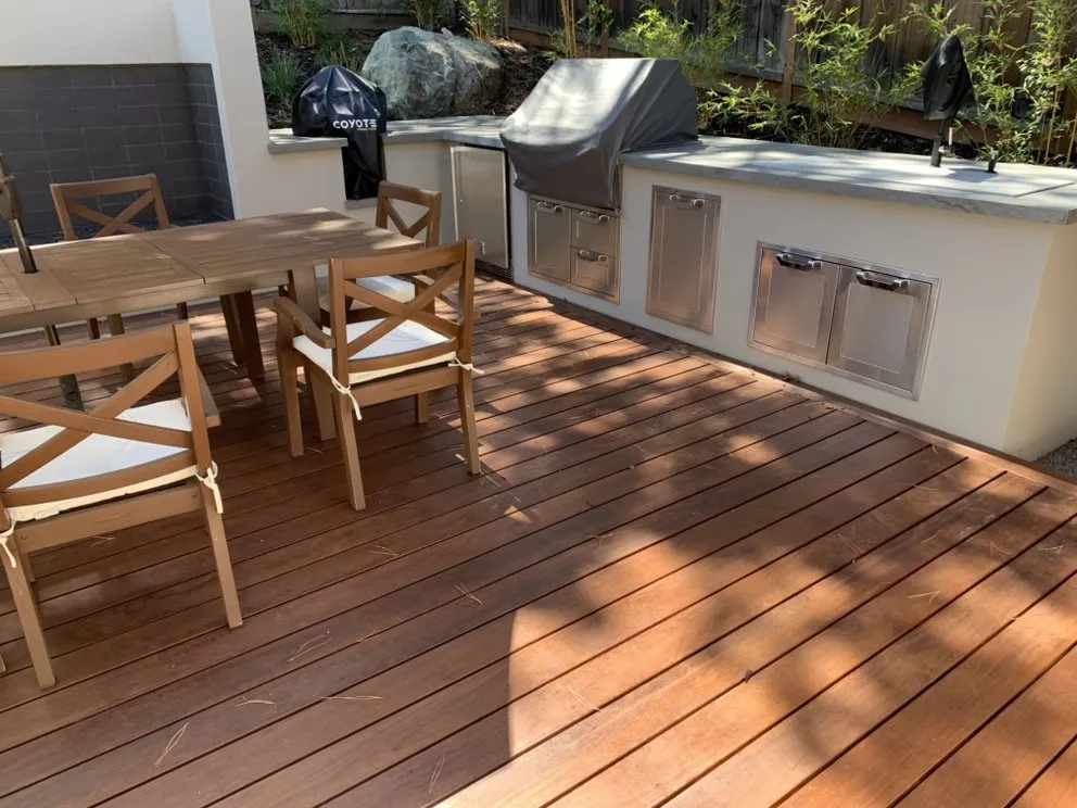 Affordable outdoor landscaping with custom design across San Mateo, CA - Green Leaf