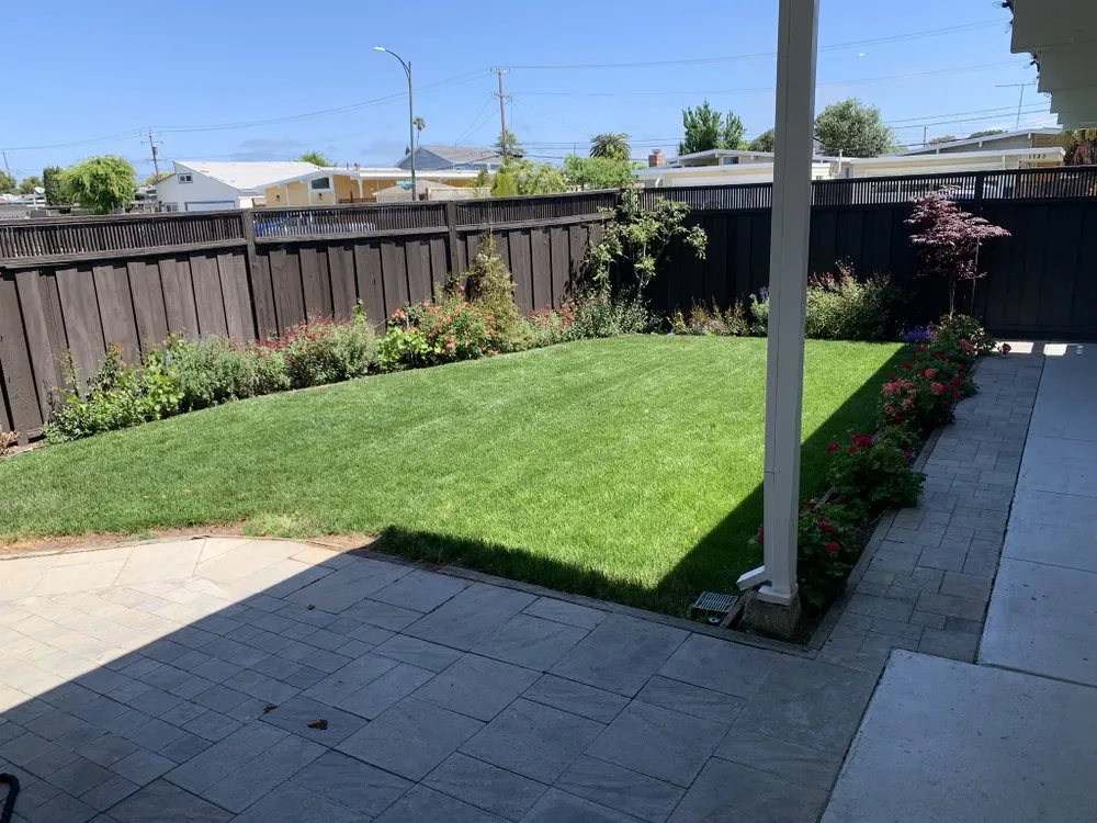 Local garden landscaping in San Mateo, CA by Green Leaf