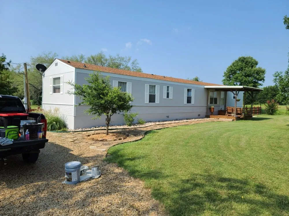 Local lawn care service in Enchanted Oak, TX - Green Leaf Services