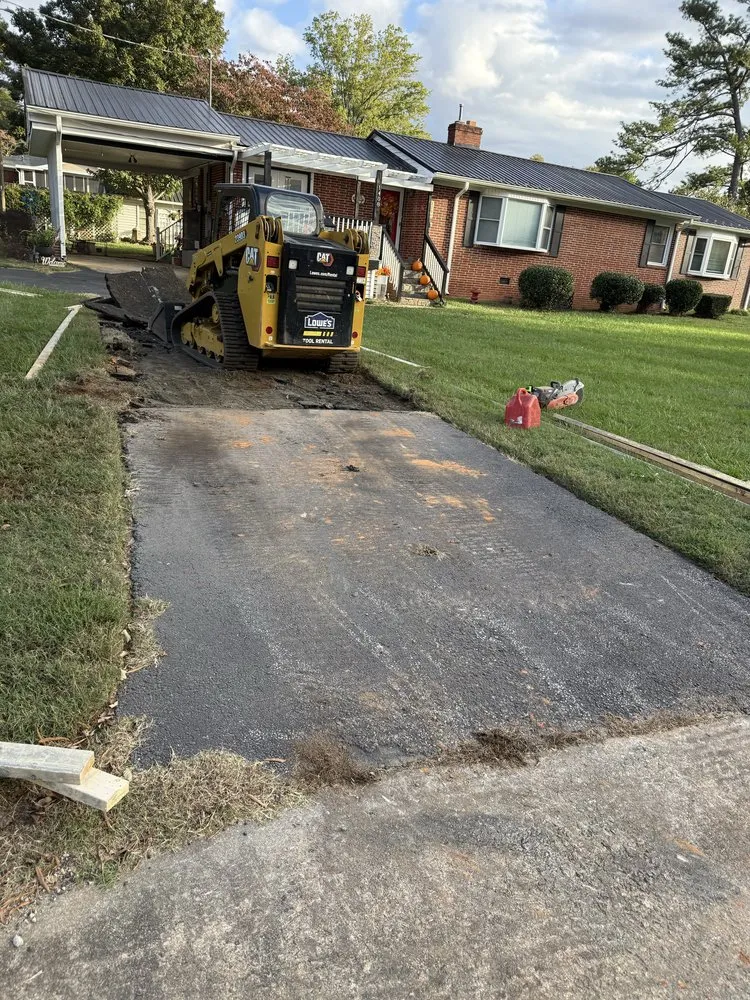 Custom outdoor landscaping for beautiful yards in Salisbury, NC by Green Legacy