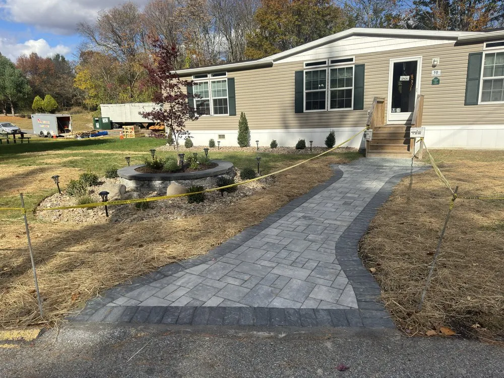 Professional yard maintenance in Middletown, NY by Green Legend