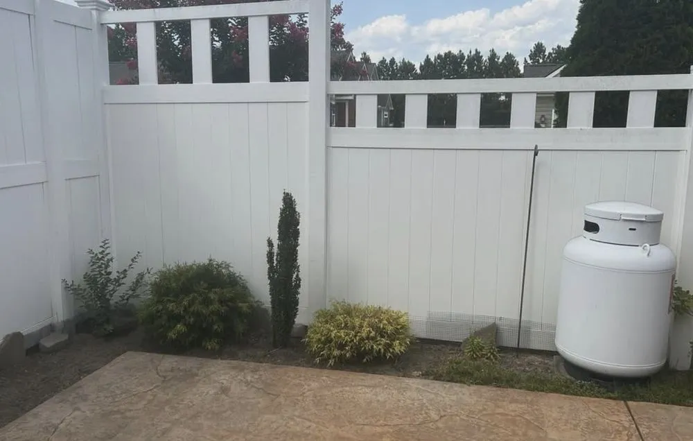 Affordable yard maintenance in Fayetteville, NC by Green LIfe