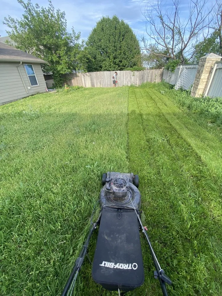 Expert landscaping services in Rhome, TX - Green Life Landscaping