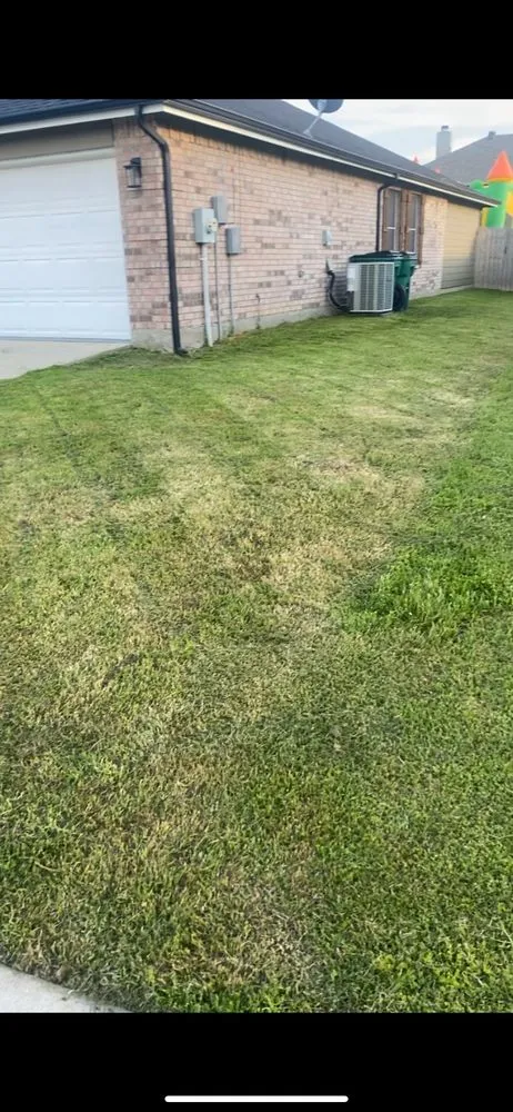 Reliable yard maintenance for outdoor upgrades across Rhome, TX - Green Life Landscaping