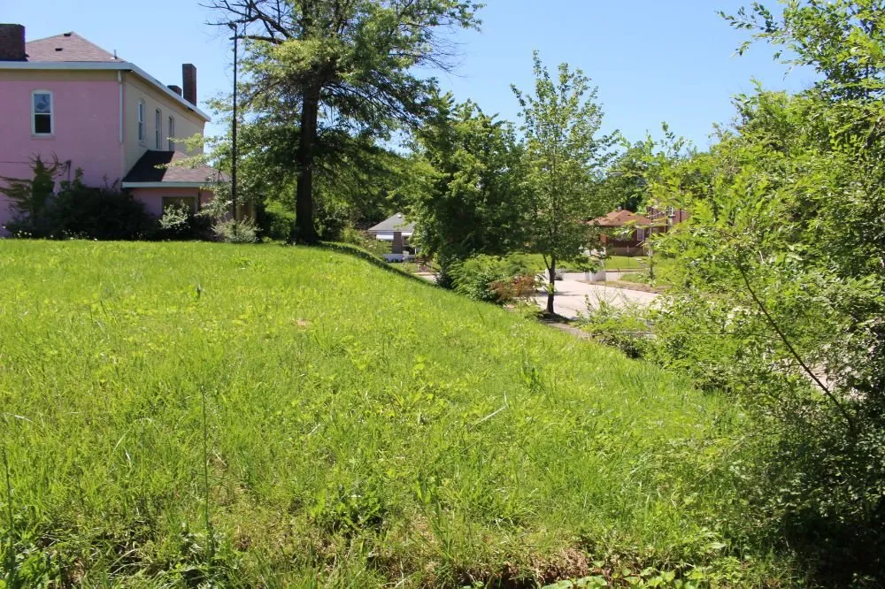 Top-rated landscaping services for outdoor upgrades in Ofallon, MO by Green Life Lawn Care and Landscaping