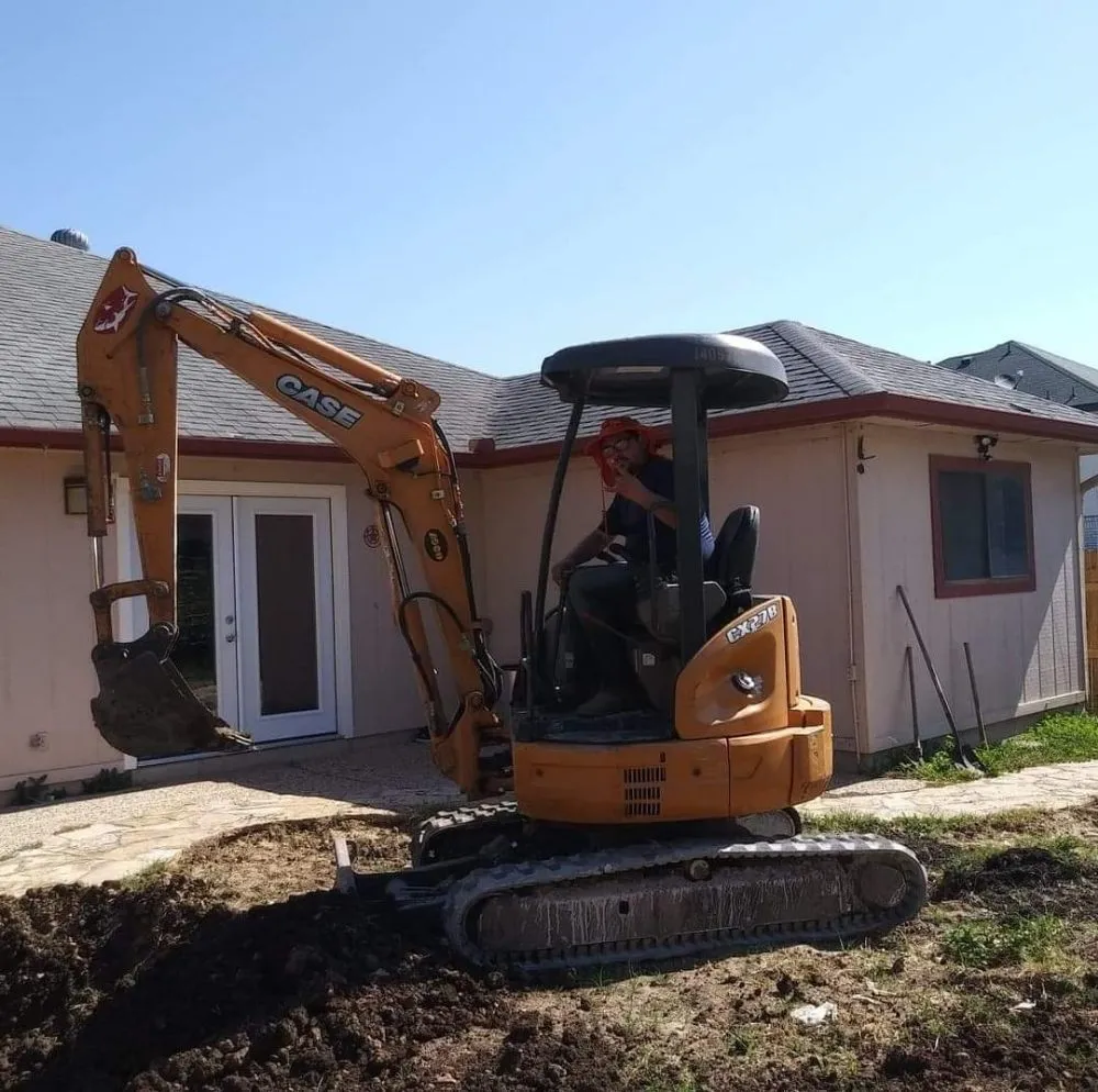 Reliable lawn mowing service for homes in San Antonio, TX by Green Life Lawn Service