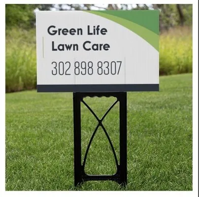 Green Life Lawncare Logo