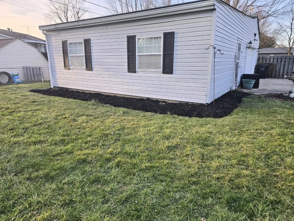 Affordable garden landscaping experts serving Newark, OH - Green Life Property Services