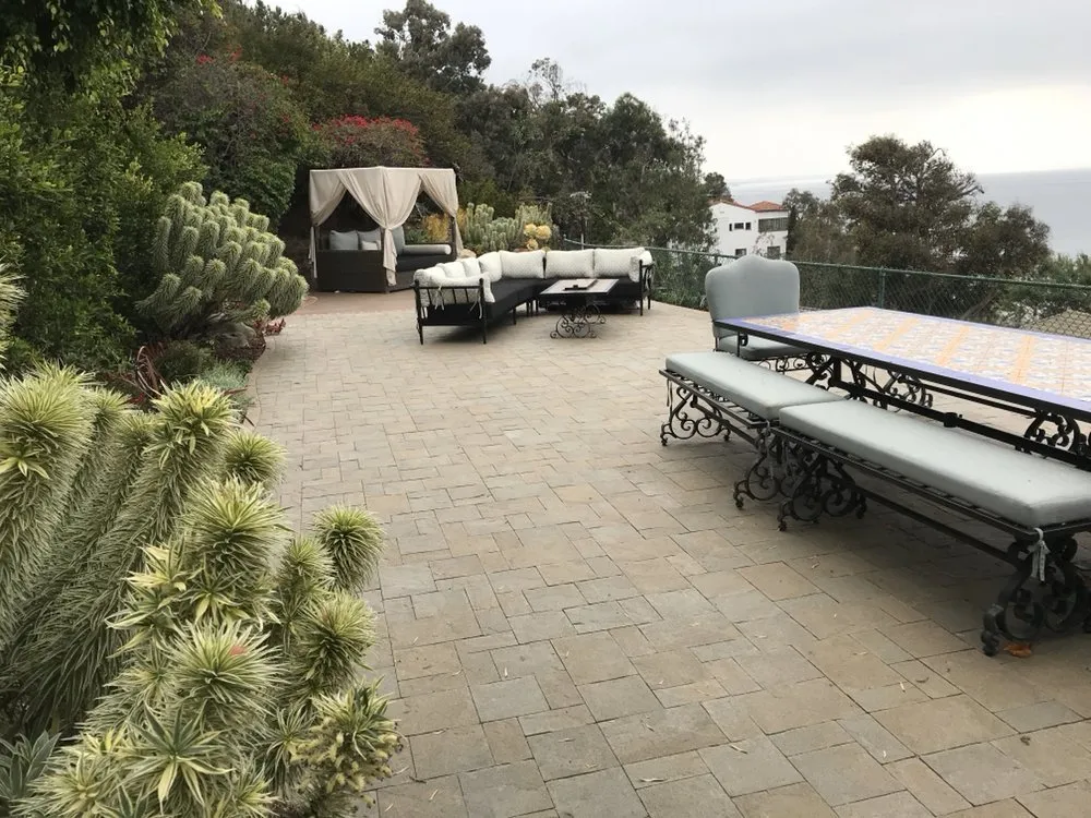 Local yard cleanup service in Antioch, CA - Green Life Yard Services