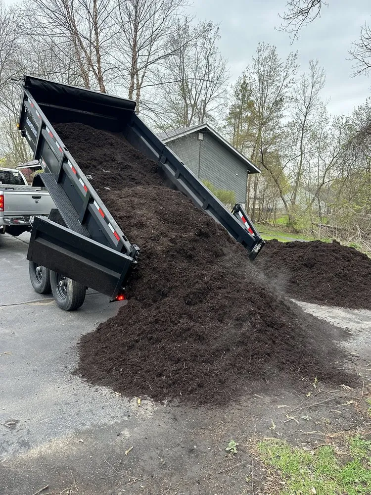 Affordable lawn mowing service experts serving Elbridge, NY - Green Line