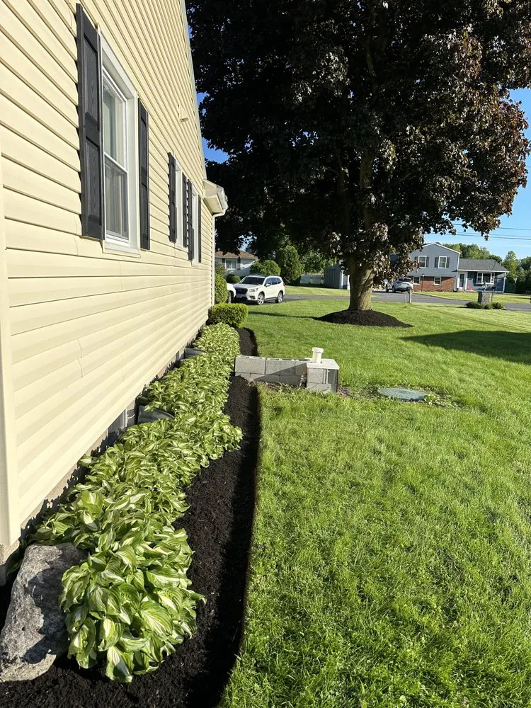 Reliable residential landscaping in Elbridge, NY - Green Line