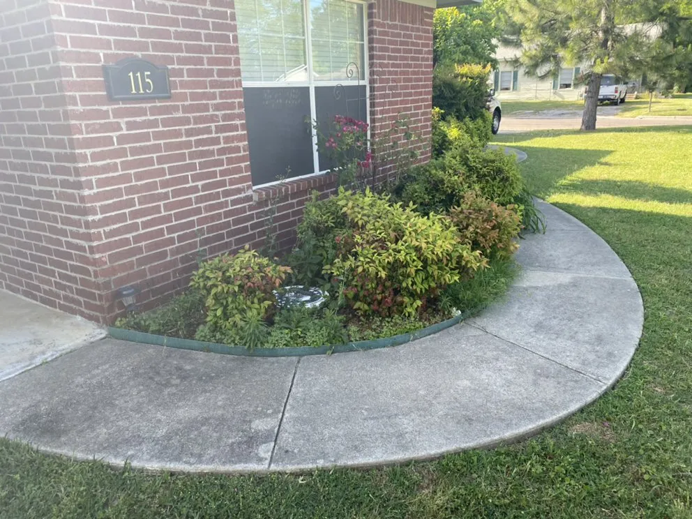 Local yard maintenance in Whitesboro, TX by Green Line Lawncare & Landscape