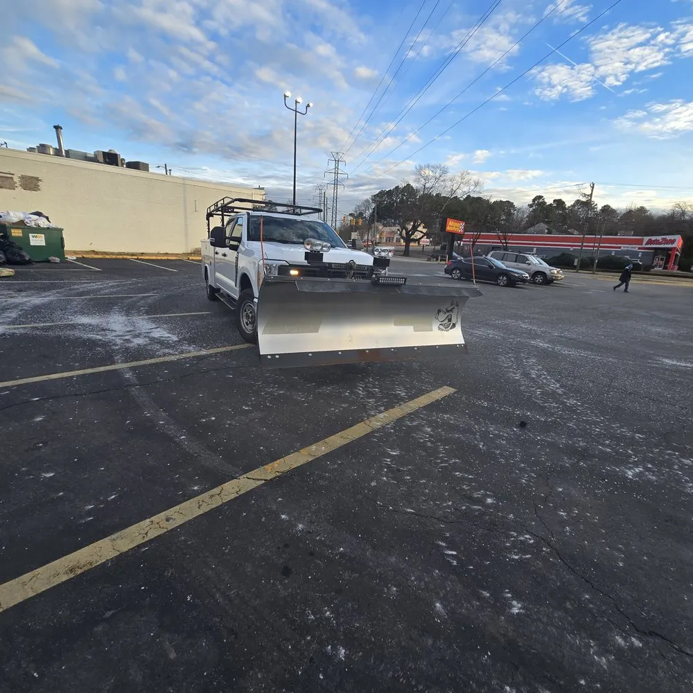 Top-rated outdoor landscaping in Durham, NC by Green Line Mower