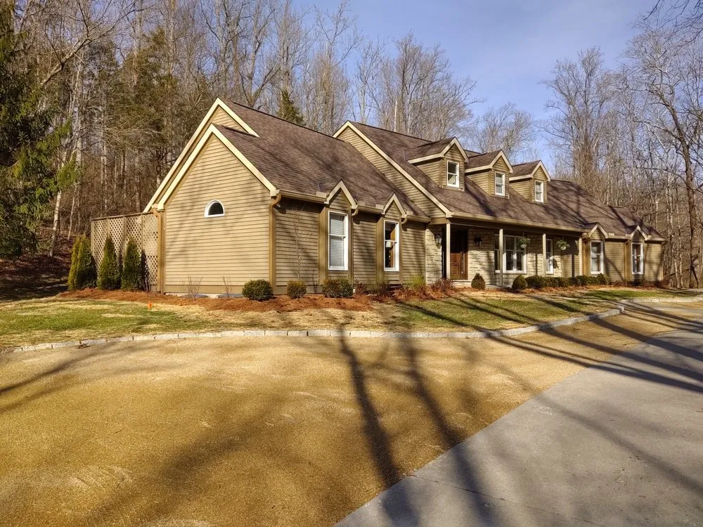 Trusted lawn care service for homes across Cincinnati, OH - Green Living by Design