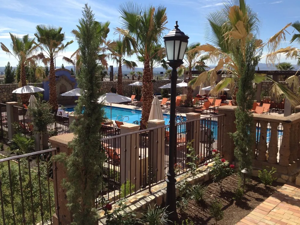 Local lawn mowing service experts serving Las Cruces, NM - Green Lizard