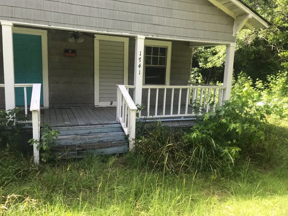 Local yard maintenance experts serving Brewton, AL - Green Machine Lawn Care Service