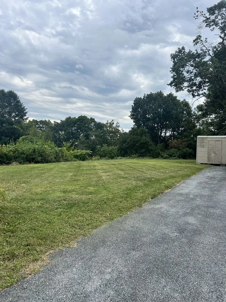 Reliable lawn mowing service experts serving Harrisburg, PA - Green Man Landscaping