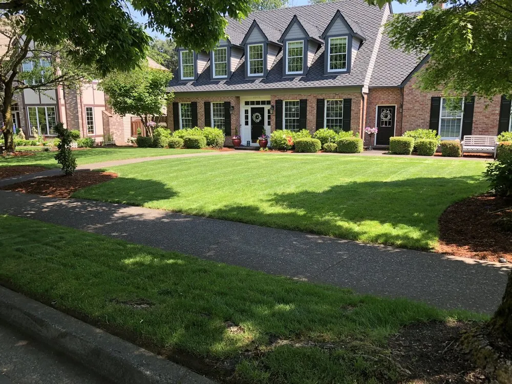 Local garden landscaping in Gladstone, OR - Green Maple Landscape Maintenance