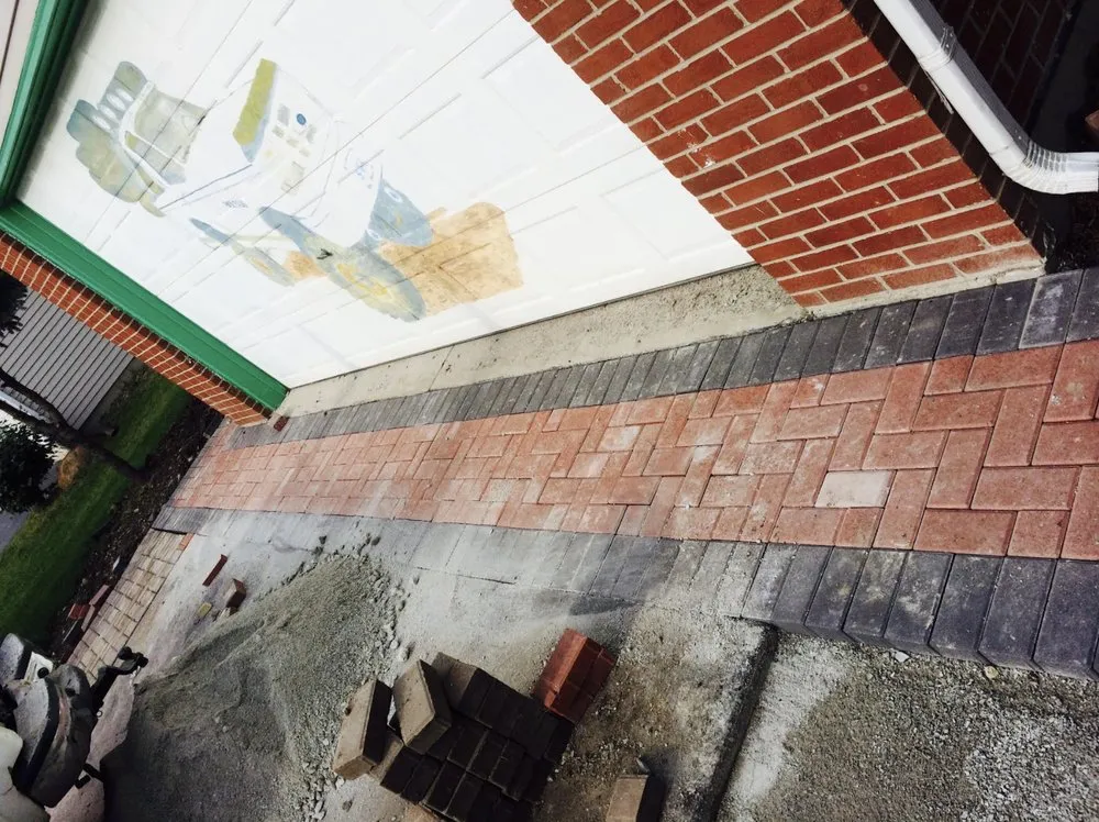 Professional landscape installation experts serving Des Plaines, IL - Green Master Turf Inc