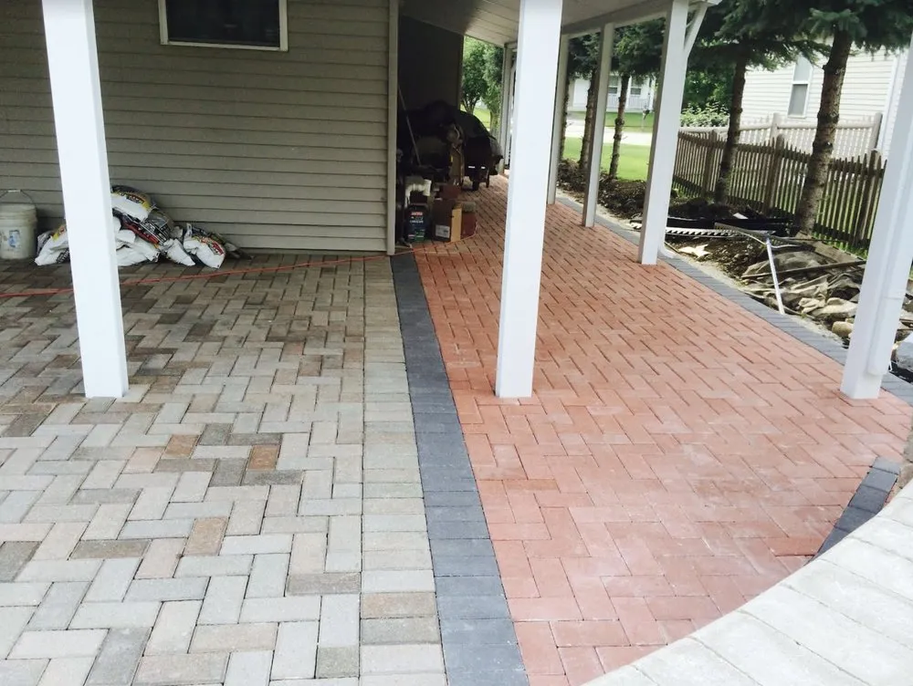 Reliable yard maintenance for year-round maintenance across Des Plaines, IL - Green Master Turf Inc