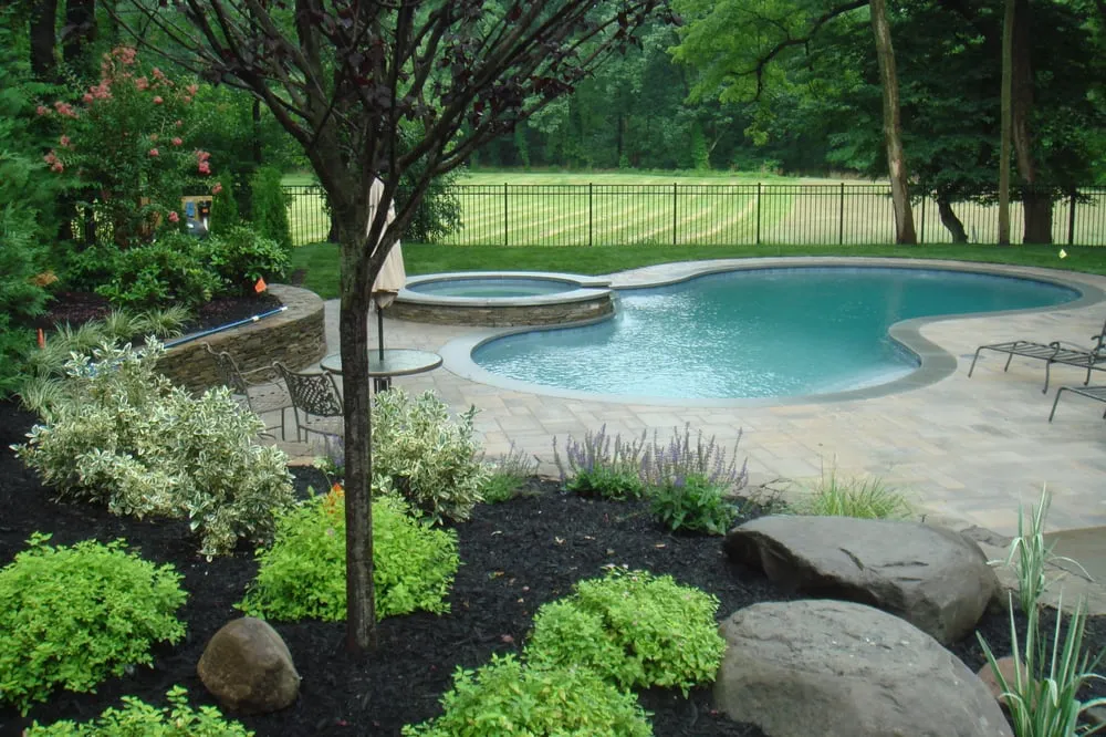 Reliable residential landscaping in Oakland, NJ by Green Meadows Landscape Contractors