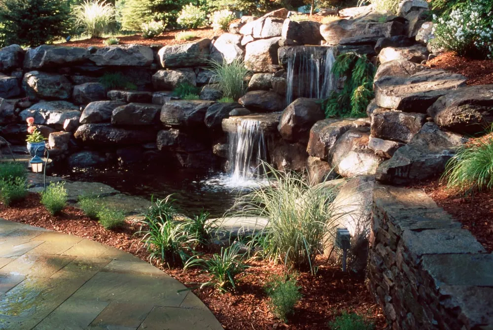 Local lawn mowing service for beautiful yards across Oakland, NJ - Green Meadows Landscape Contractors