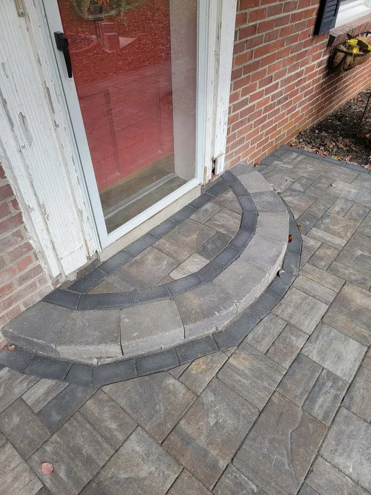 Professional landscape installation experts serving Louisville, KY - Green Meadows Landscaping