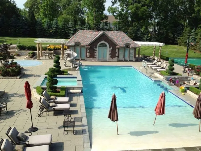 Affordable landscape design in Rochester Hills, MI - Green Meadows Lawnscape