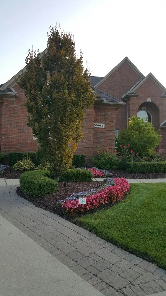 Affordable yard cleanup service experts serving Rochester Hills, MI - Green Meadows Lawnscape