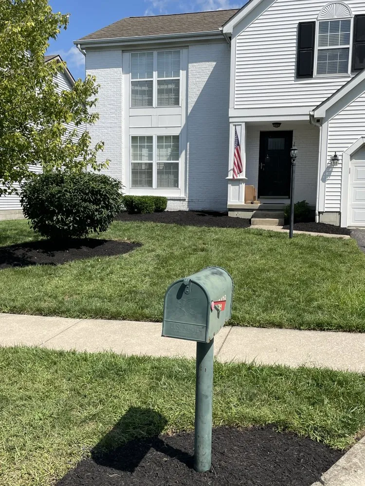 Custom residential landscaping in Columbus, OH by Green Mile Lawn Care